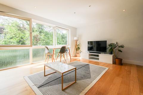 1 bedroom apartment to rent, Rowland Court, 97 Addiscombe Road, Croydon, CR0