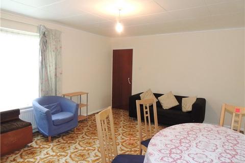 2 bedroom apartment to rent, Morland Road, Croydon, CR0