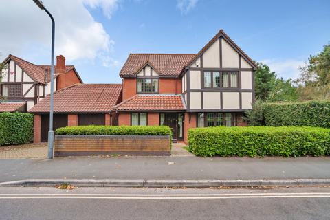 10 Shaplands, Stoke Bishop, Bristol, BS9 1AY