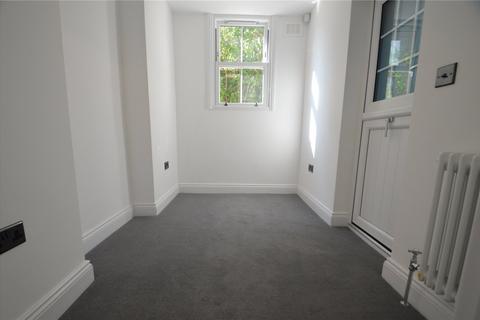 2 bedroom apartment to rent, Canning Road, Croydon, CR0