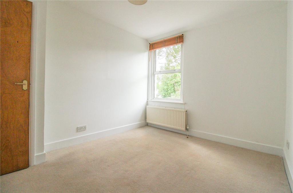 Apartment in Croydon - View 2