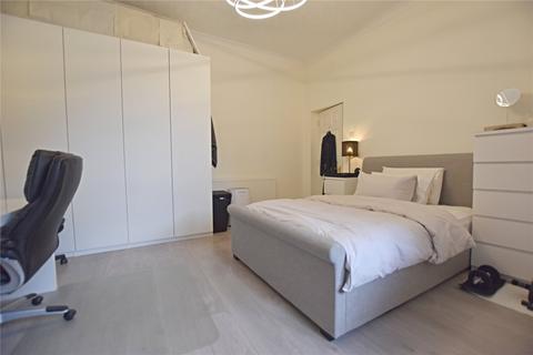 2 bedroom apartment to rent, St. James Road, Croydon, CR0