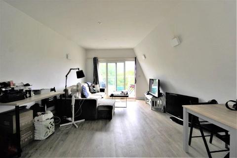 1 bedroom apartment to rent, Lower Addiscombe Road, Croydon, CR0