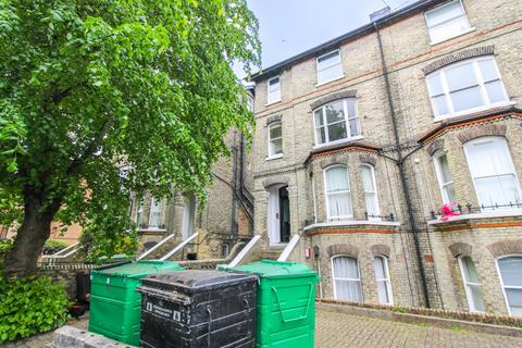 1 bedroom apartment to rent, Canning Road, Croydon, CR0