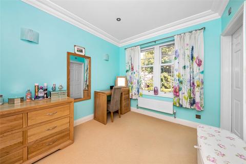 2 bedroom apartment for sale - Wallace Square, Coulsdon, Surrey, CR5