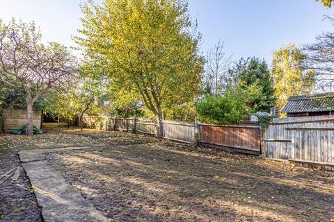 4 bedroom semi-detached house for sale, Beaumont Road, London, SE19