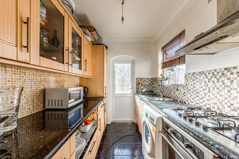 4 bedroom semi-detached house for sale, Beaumont Road, London, SE19