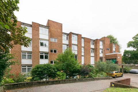 3 bedroom apartment for sale, Beulah Hill, London, SE19