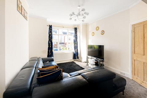 150 Beauchamp Road, London, SE19 3DB