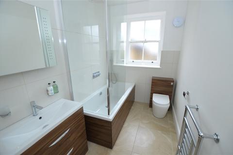 2 bedroom apartment to rent, Belvedere Road, London, SE19