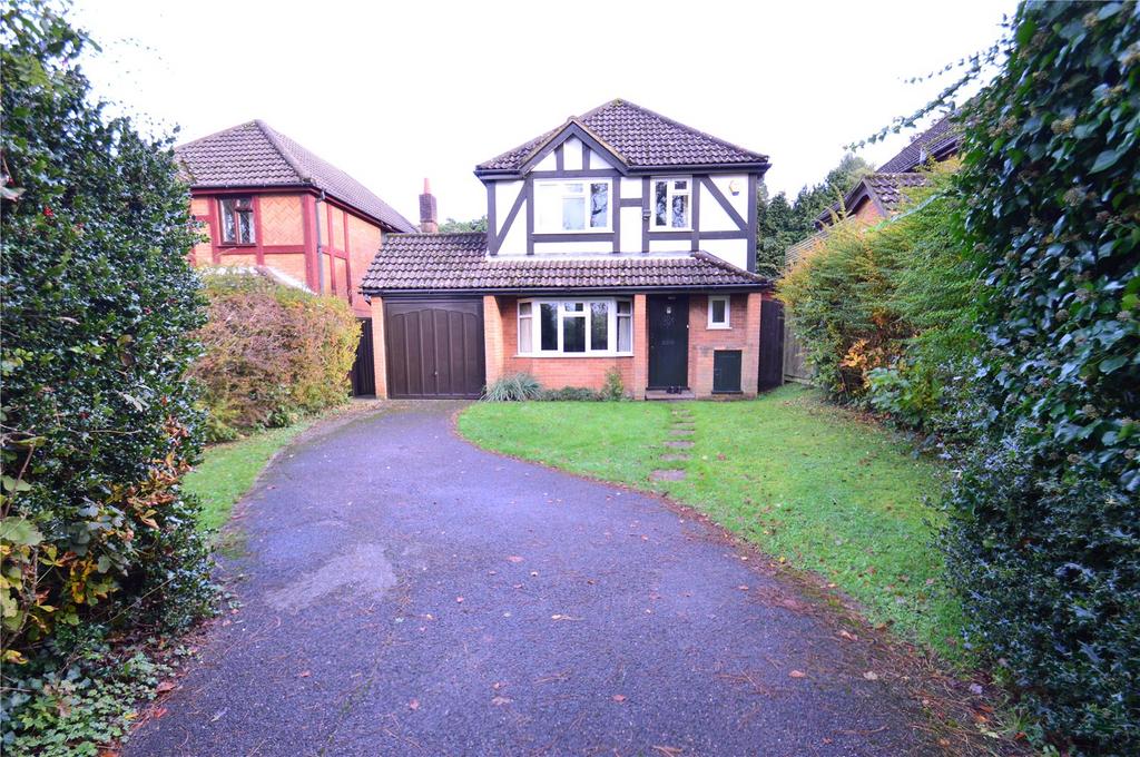 Rickman Hill, Coulsdon, CR5 4 bed detached house £2,350 pcm (£542 pw)