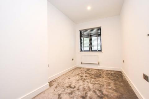2 bedroom apartment to rent, Banstead Road, Purley, CR8