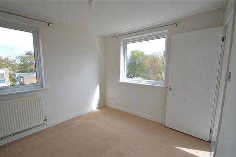 2 bedroom apartment to rent, Farleigh Court, Warham Road, South Croydon, CR2