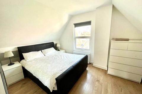 1 bedroom apartment for sale, Southbridge Road, Central Croydon, CR0