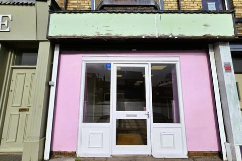 Shop to rent, Milbank Terrace, Redcar, TS10