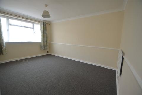 2 bedroom house to rent, Swallowdale, South Croydon, CR2