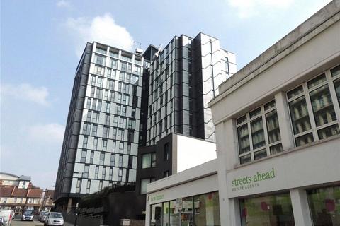 1 bedroom apartment to rent, Centrillion Point, 2 Masons Avenue, Croydon, CR0
