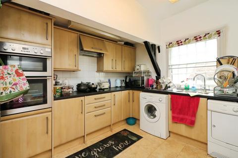 undefined, High Street, Welwyn, AL6