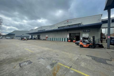 Industrial unit to rent, 427 Long Drive, Greenford, UB6 8UH