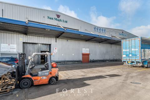 Industrial unit to rent, 427 Long Drive, Greenford, UB6 8UH