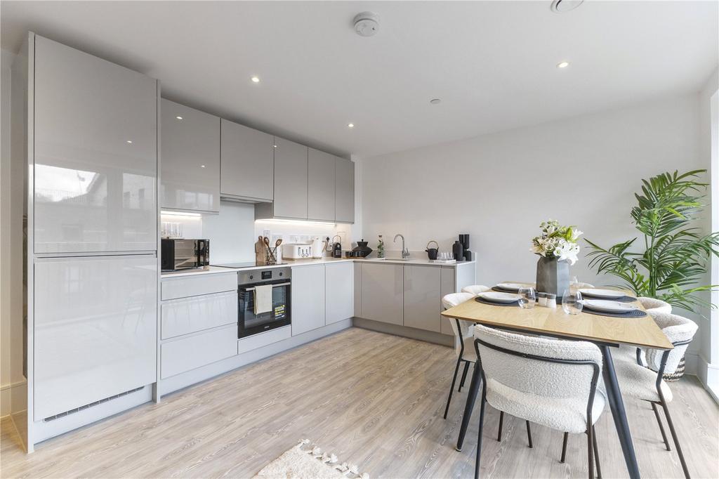 Show Apartment