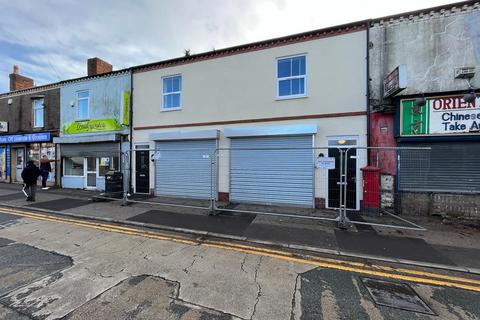 Property to rent - St Helens Road, Leigh, WN7 4HA