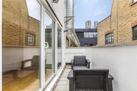 undefined, Shoreditch High Street, Shoreditch, London, E1
