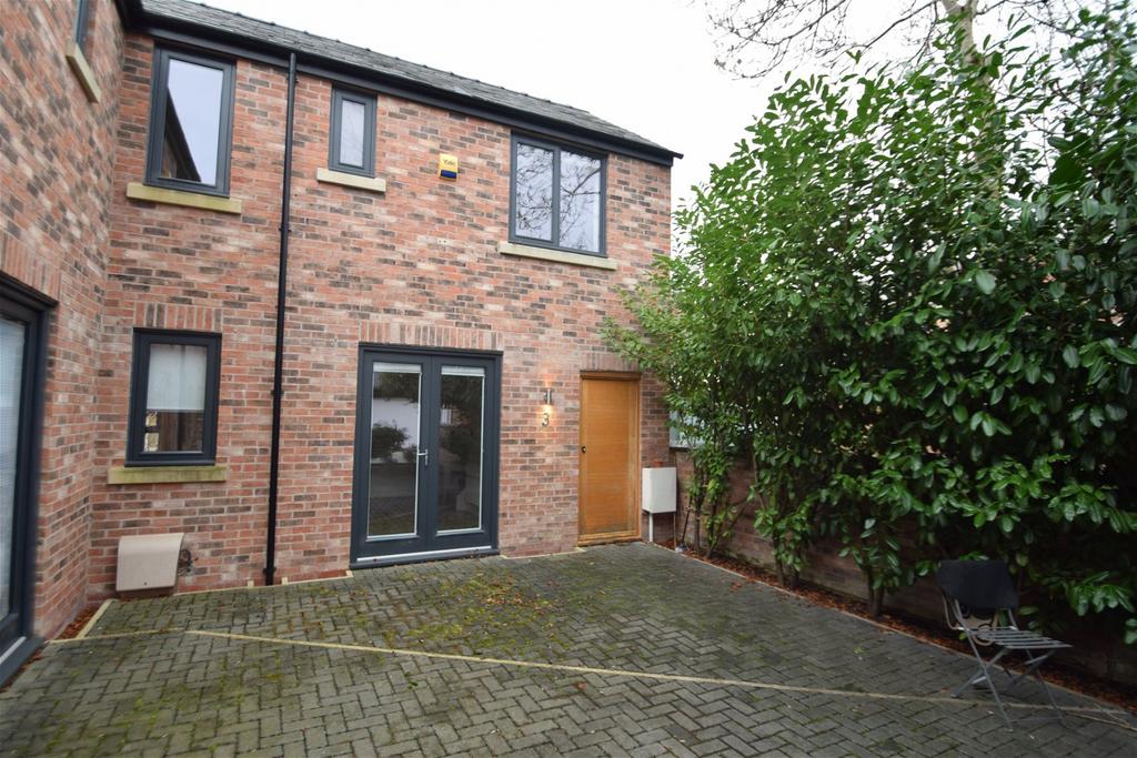 Brooklyn Mews, Cheadle, SK8 1GL 2 bed mews to rent £1,250 pcm (£288 pw)