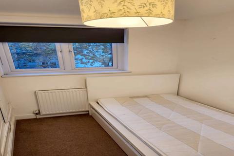 4 bedroom house share to rent, Carleton Road, N7
