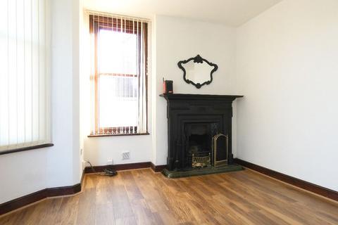 1 bedroom flat to rent, Hartshill Road, Hartshill, Stoke on Trent, ST4 7LU