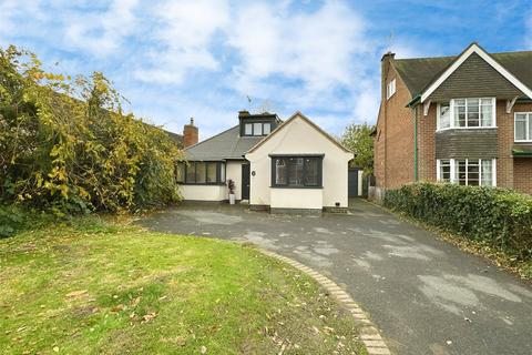 4 bedroom detached bungalow for sale - Forest Rise, Kirby Muxloe, Leicester, LE9 2HQ