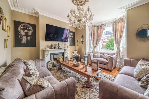 4 bedroom semi-detached house for sale, Gordon Avenue, Portswood, Southampton, Hampshire, SO14