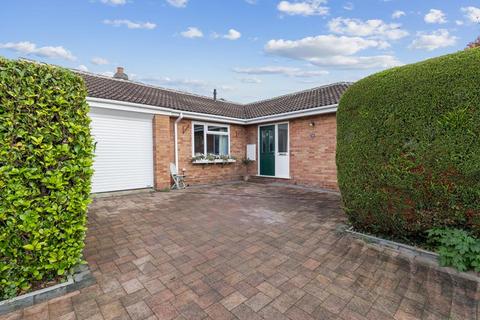 3 bedroom bungalow for sale, 15 Pound Close, Ledbury, Herefordshire, HR8