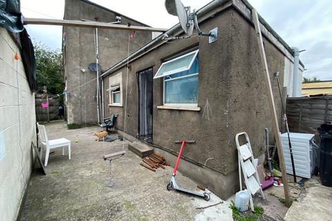 293 Stapleton Road, Bristol, BS5 0NH