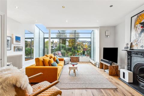 5 bedroom terraced house to rent, Elsynge Road, London, SW18