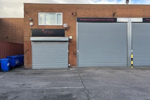 Industrial unit to rent, Rutherford Way, Crawley RH10