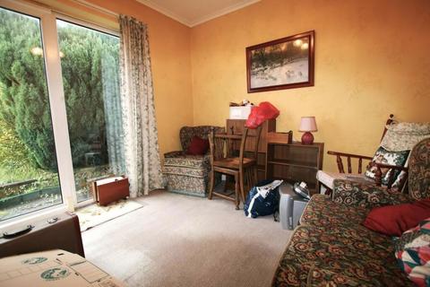 3 bedroom semi-detached house for sale - Oozebooth Terrace, Blackburn, Lancashire, BB1 8EN