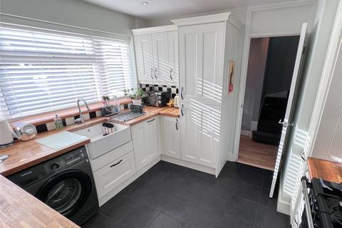 3 bedroom semi-detached house for sale - The Drove Way, Istead Rise, Gravesend, Kent, DA13
