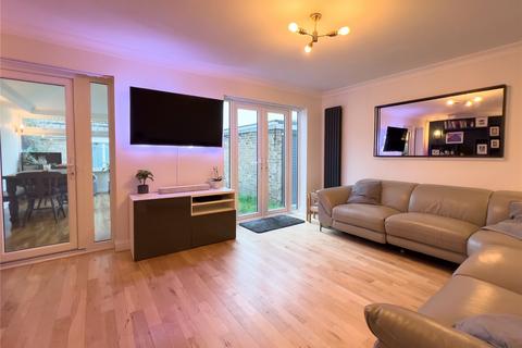 3 bedroom semi-detached house for sale - The Drove Way, Istead Rise, Gravesend, Kent, DA13