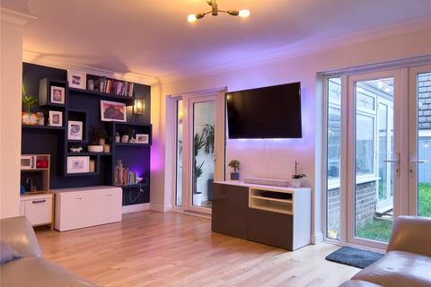 3 bedroom semi-detached house for sale - The Drove Way, Istead Rise, Gravesend, Kent, DA13