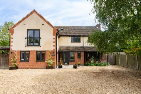 6 bedroom detached house for sale - Highfield House, Long Clawson