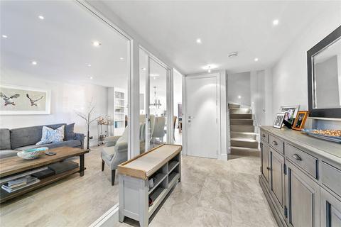 9 Kreisel Walk, Richmond, TW9 3AL