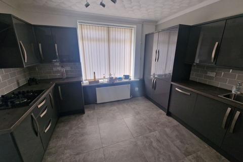 3 bedroom end of terrace house for sale - 7 Dumfries Place, Brynmawr, Ebbw Vale, Gwent, NP23 4RA