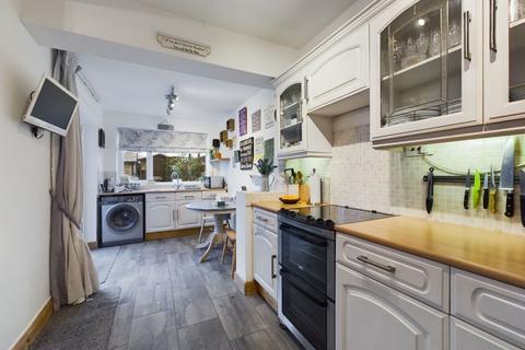 11 Barry Road, Northampton, NN1 5JS