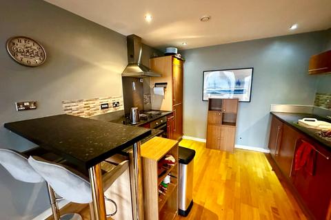 2 bedroom flat to rent - Gotts Road, Leeds, West Yorkshire, LS12