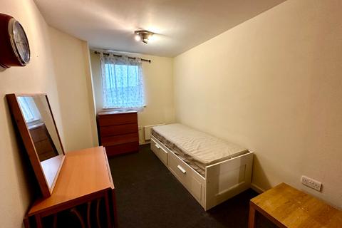 2 bedroom flat to rent - Gotts Road, Leeds, West Yorkshire, LS12