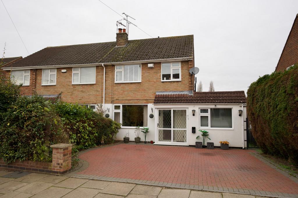 Modbury Close, Coventry, CV3 4 bed semidetached house £375,000