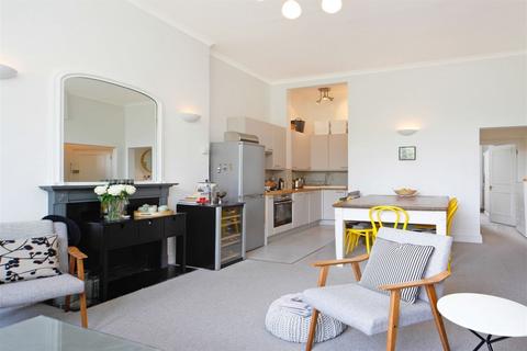 2 bedroom flat for sale, St Marks Road, London, W10