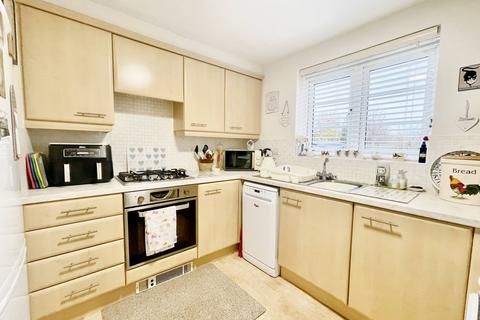 2 bedroom ground floor flat for sale, Corelli Close, Stratford-upon-Avon CV37