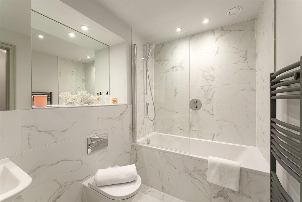 Show Apartment